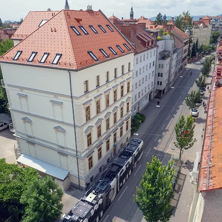 Apartment Leonart Living 33 Graz